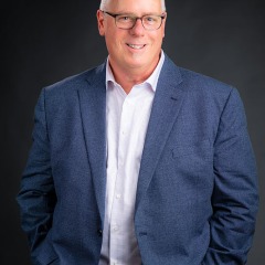 ontario-technology-consultant-headshot-001